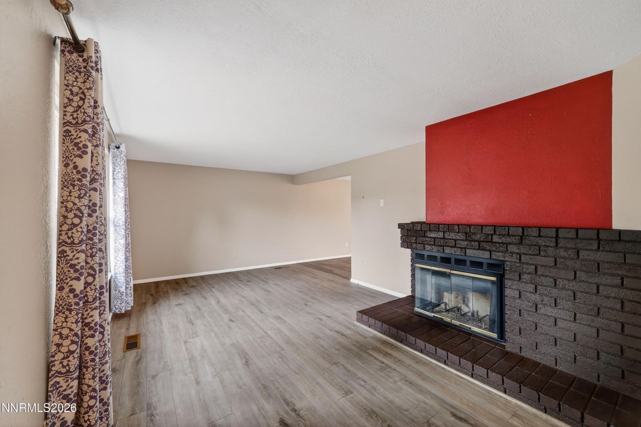 8211 Dixon Lane, Reno, NV 89511 Photo