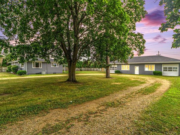 106 N Erie Street, Three Rivers, MI 49093