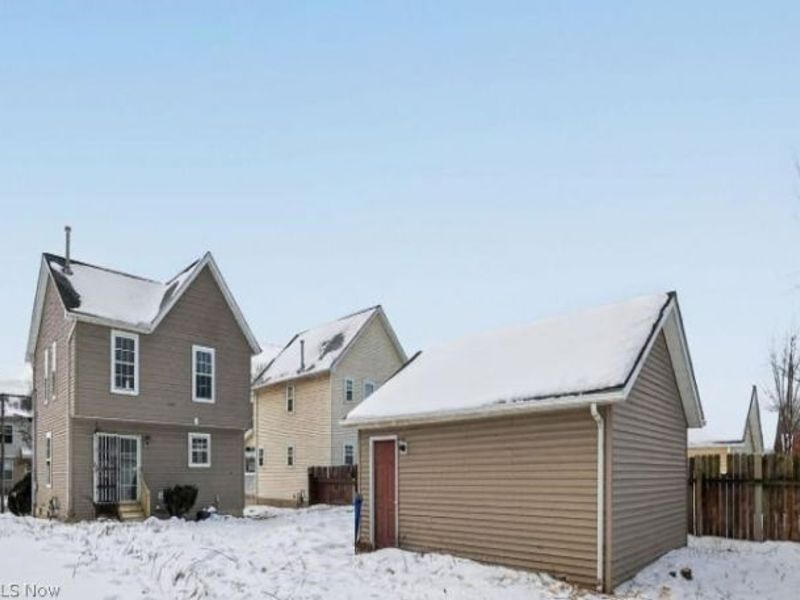 6523 Scovill Avenue, Cleveland, OH 44104 Photo 5