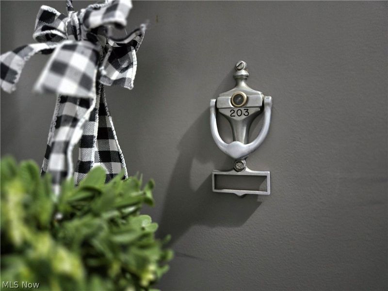 20333 Detroit Road, Rocky River, OH 44116 Photo 2