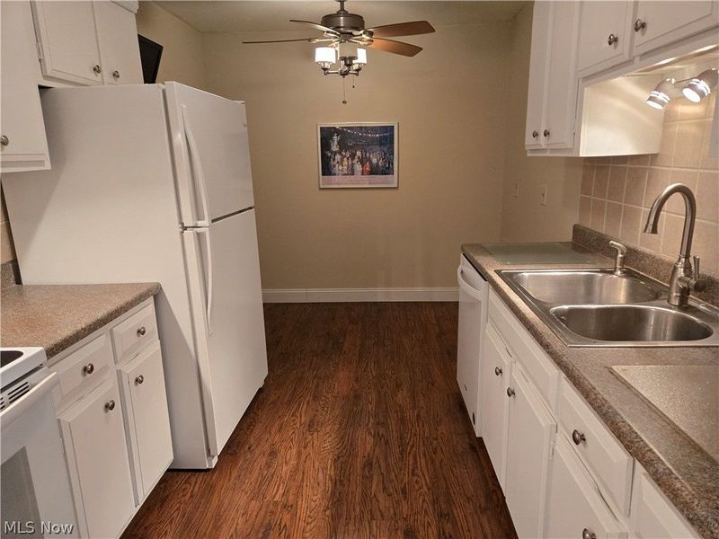 20333 Detroit Road, Rocky River, OH 44116 Photo 7