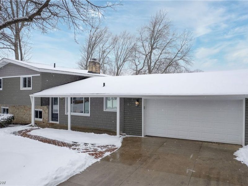 3312 Bancroft Road, Fairlawn, OH 44333 Photo 1