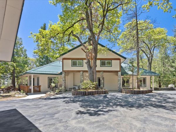 10820 Bonita Way, Wofford Heights, CA 93285