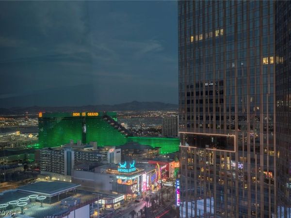 3722 Las Vegas Boulevard , Unit 2609, Las Vegas, NV 89158