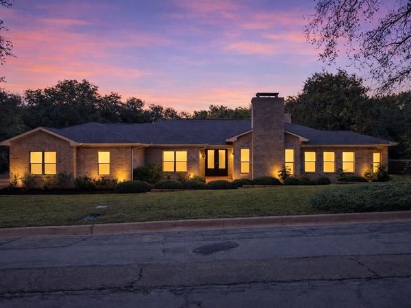 3201 Edward Drive, Waco, TX 76708