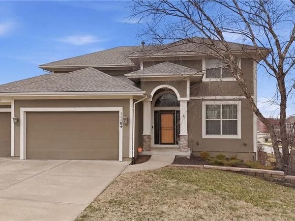 11104 Augusta Drive, Kansas City, KS 66109