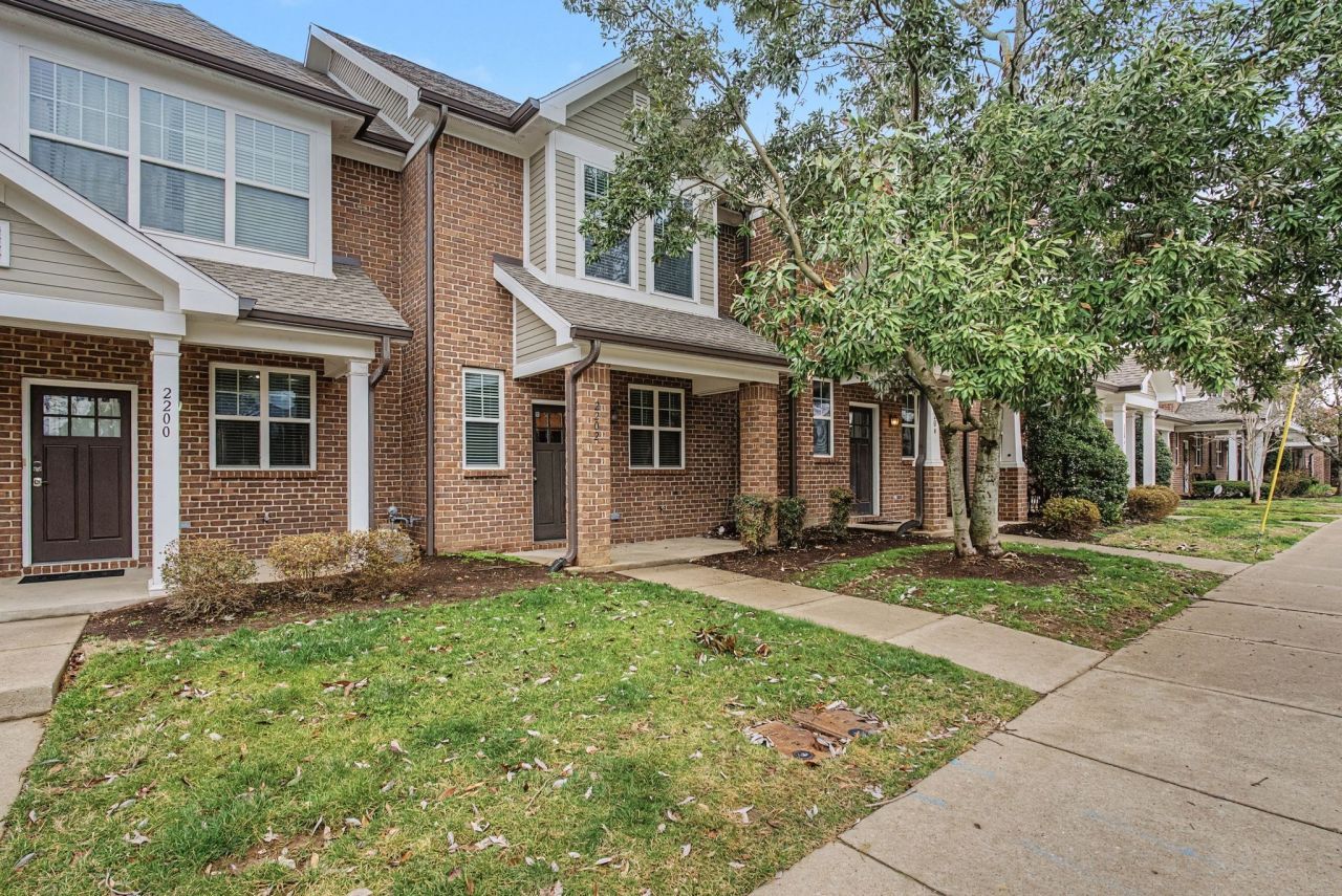 2202 Knowles Ave, Nashville, TN 37204 Main Photo