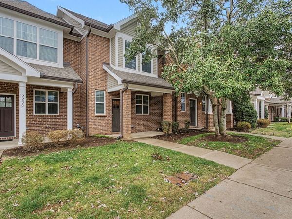 2202 Knowles Ave, Nashville, TN 37204