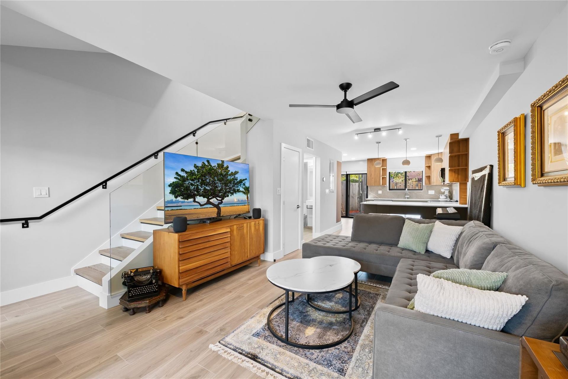 340 City View Drive, Fort Lauderdale, FL 33311 Photo