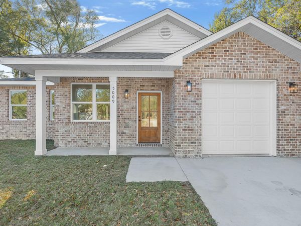 5009 Saufley Field Road, Pensacola, FL 32506