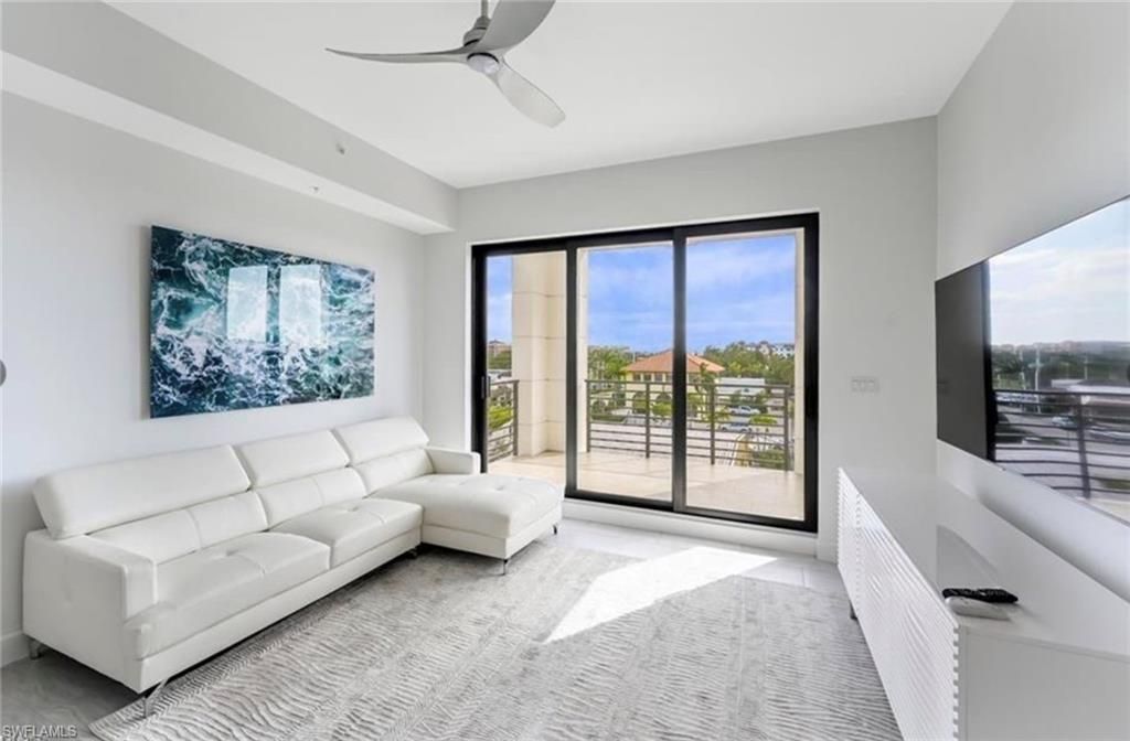 1111 Central Ave , Unit 417, Naples, FL 34102 Photo