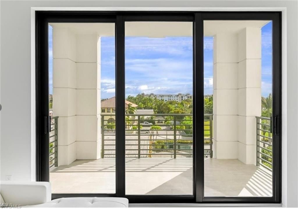 1111 Central Ave , Unit 417, Naples, FL 34102 Photo