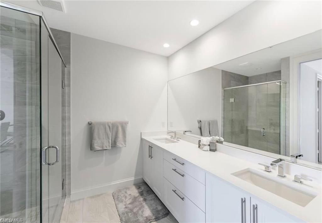 1111 Central Ave , Unit 417, Naples, FL 34102 Photo