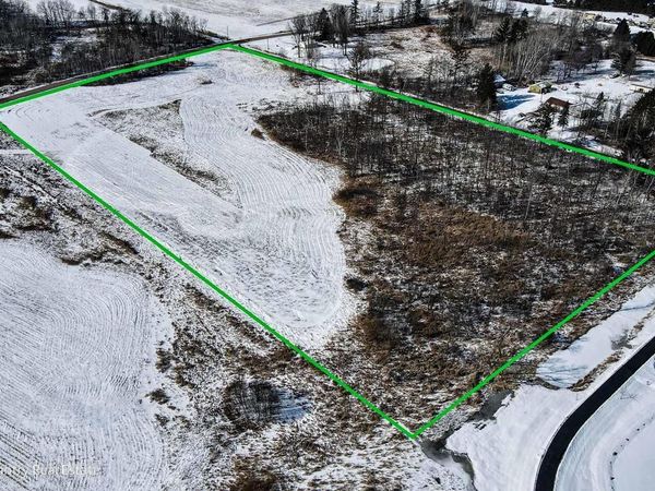 NEWLAND ROAD, Black Creek, WI 54106