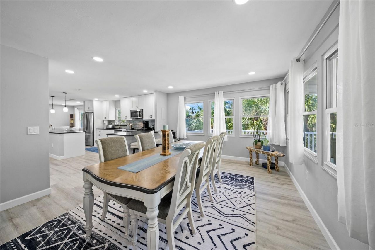 691 Gulf Bay Road , Longboat Key, FL 34228 Photo