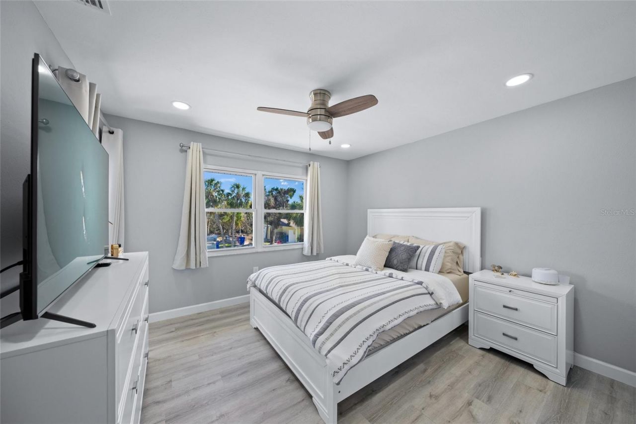 691 Gulf Bay Road , Longboat Key, FL 34228 Photo