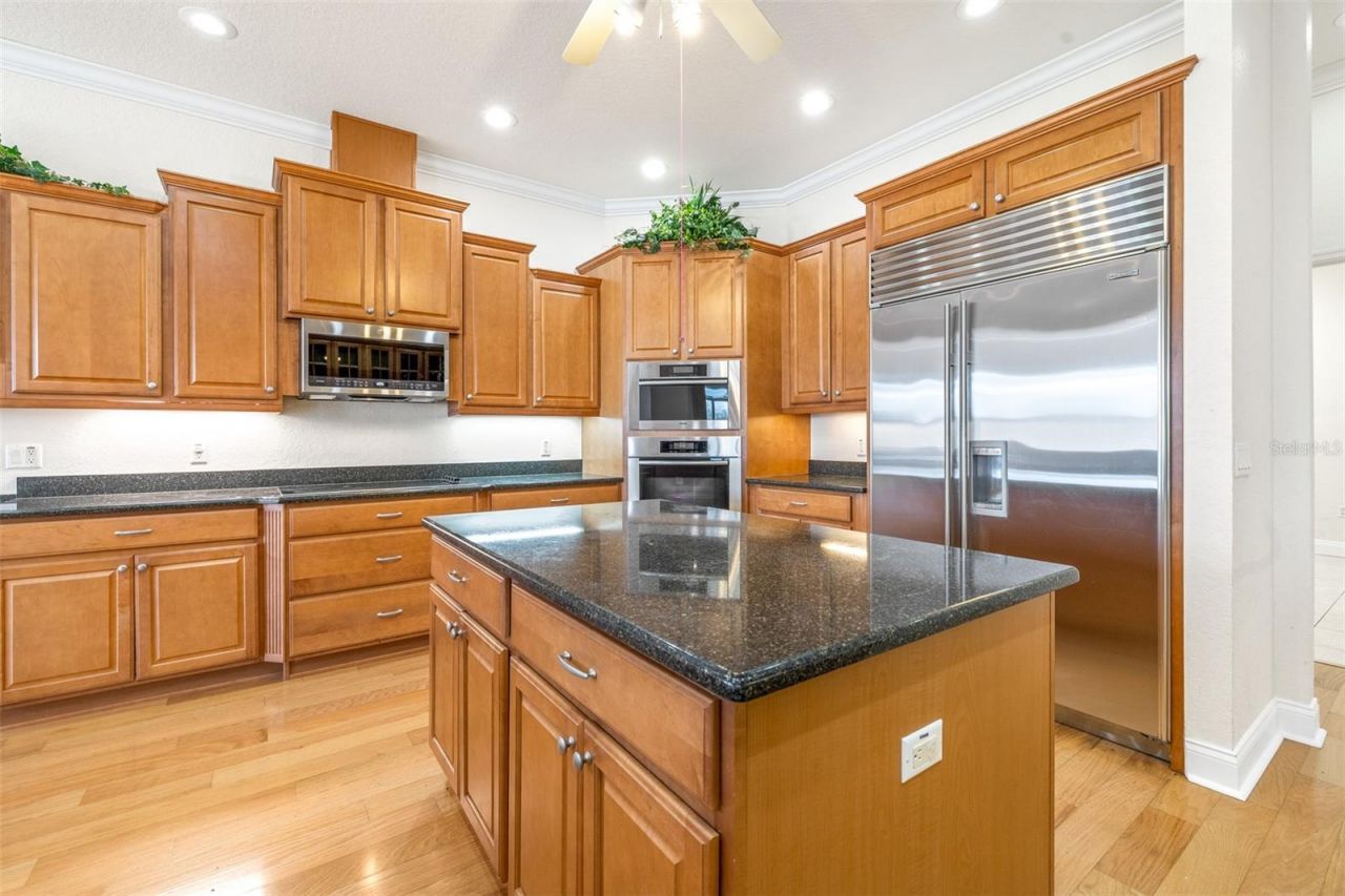 6779 Huntington Hills Boulevard, Lakeland, FL 33810 Photo