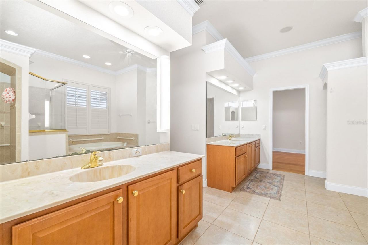 6779 Huntington Hills Boulevard, Lakeland, FL 33810 Photo