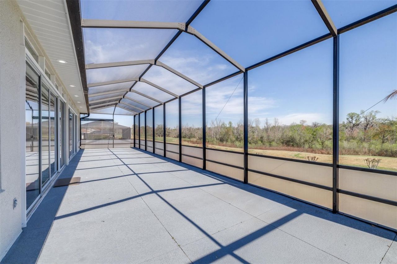 6779 Huntington Hills Boulevard, Lakeland, FL 33810 Photo