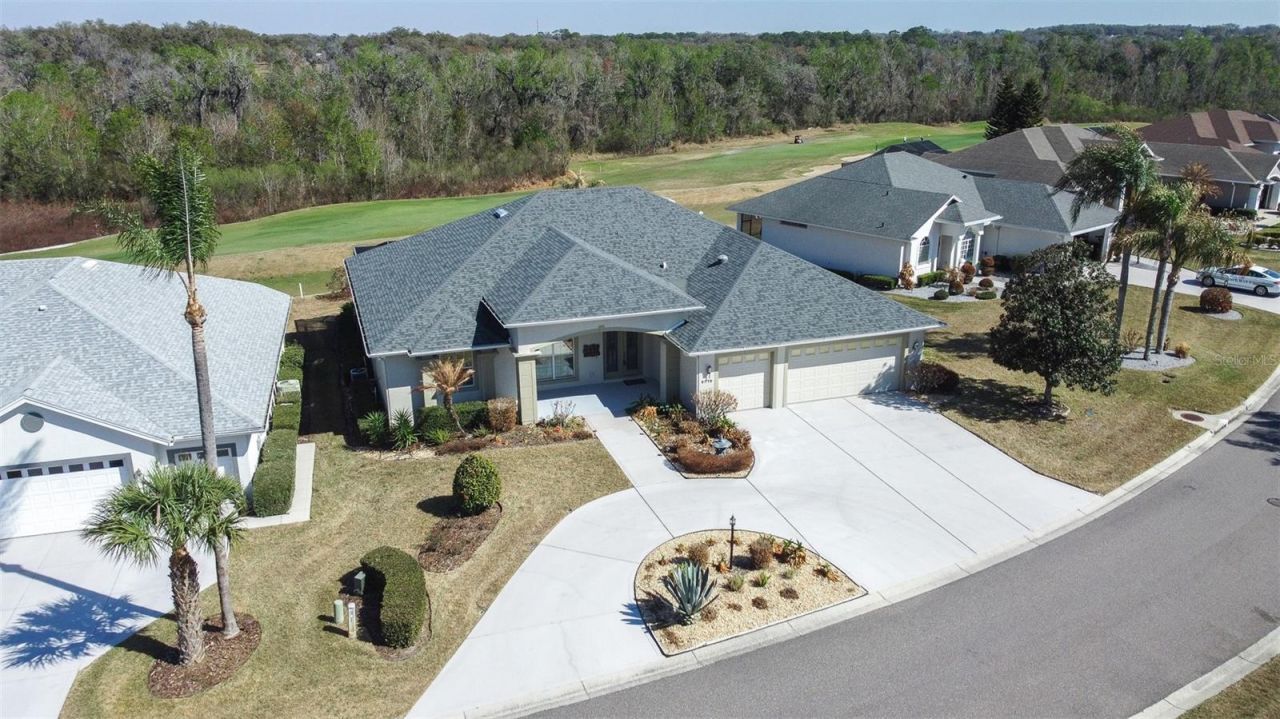 6779 Huntington Hills Boulevard, Lakeland, FL 33810 Photo