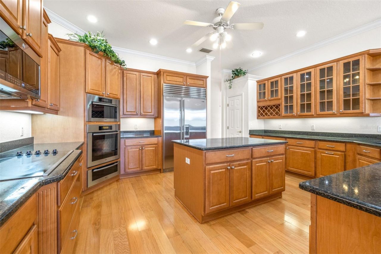 6779 Huntington Hills Boulevard, Lakeland, FL 33810 Photo