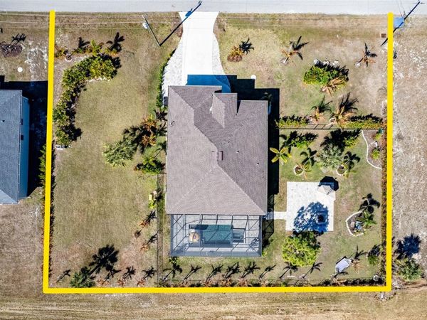 151 LIME TREE PARK , ROTONDA WEST, FL 33947