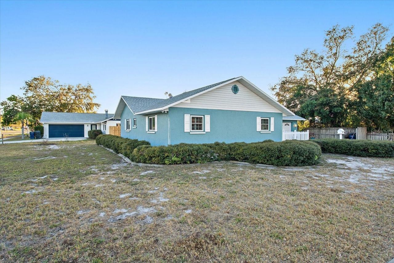 5501 3rd Avenue Plaza W, Bradenton, FL 34209 Photo