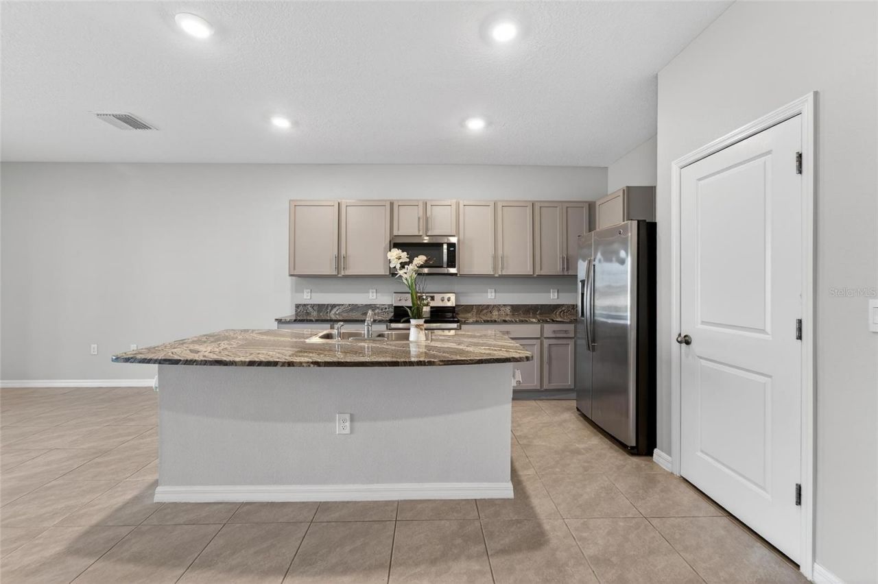 188 Mangrove Shade Circle , Apollo Beach, FL 33572 Photo