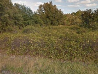 1404 MONROE AVENUE , LEHIGH ACRES, FL 33972