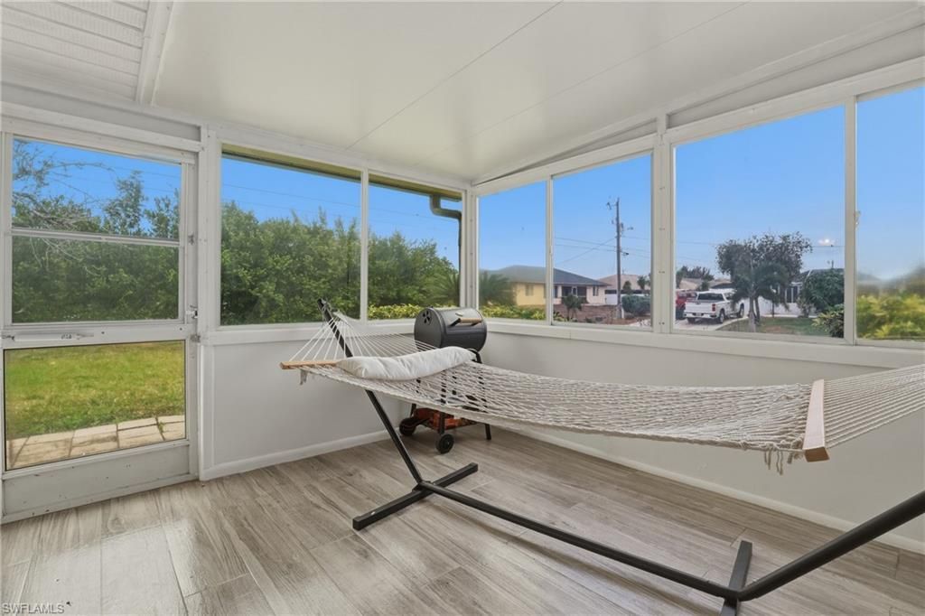 219 SE 16th Ter, Cape Coral, FL 33990 Photo