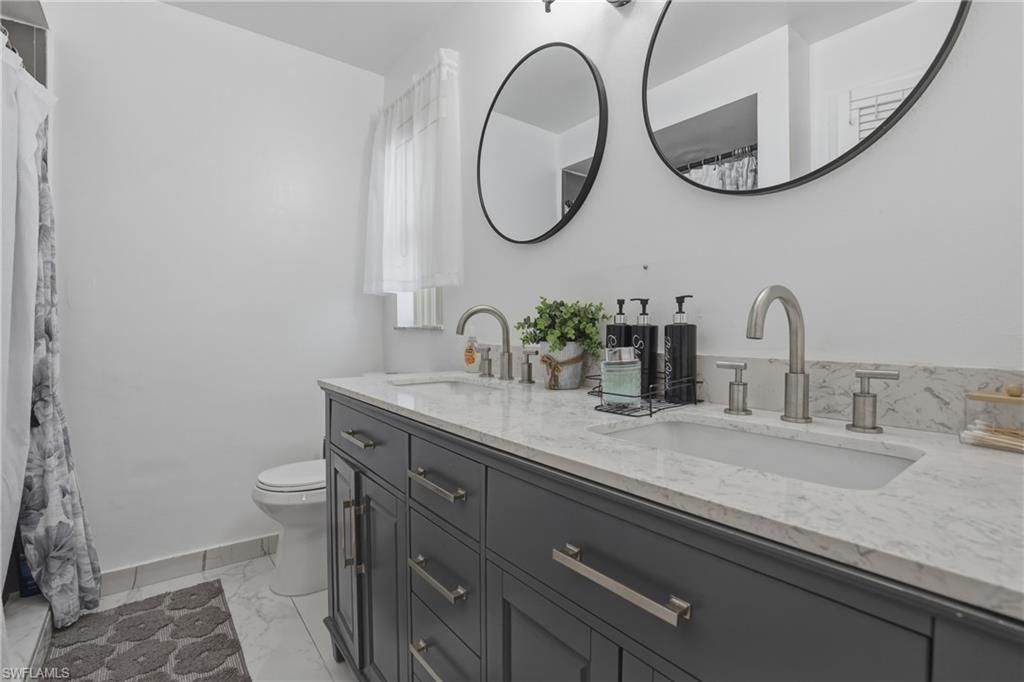 219 SE 16th Ter, Cape Coral, FL 33990 Photo