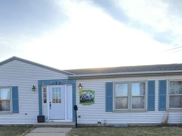 123 N Jackson Street, Janesville, WI 53548