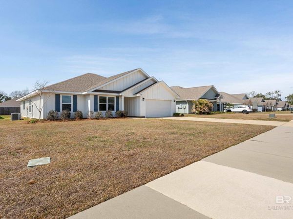 7045 Abigail Street, Gulf Shores, AL 36542