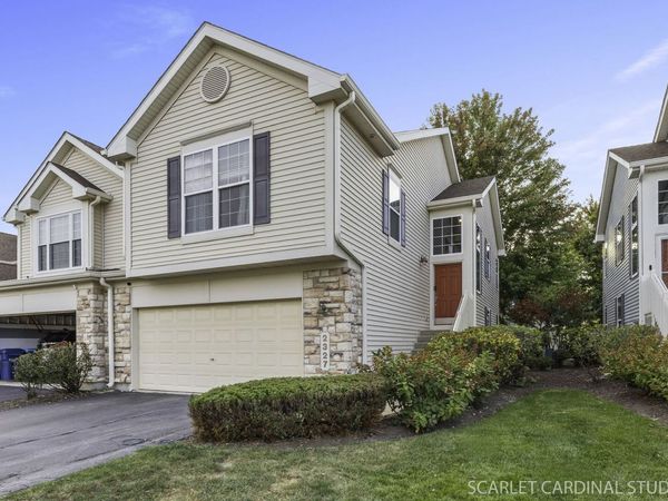 2327 Georgetown Circle , Aurora, IL 60503