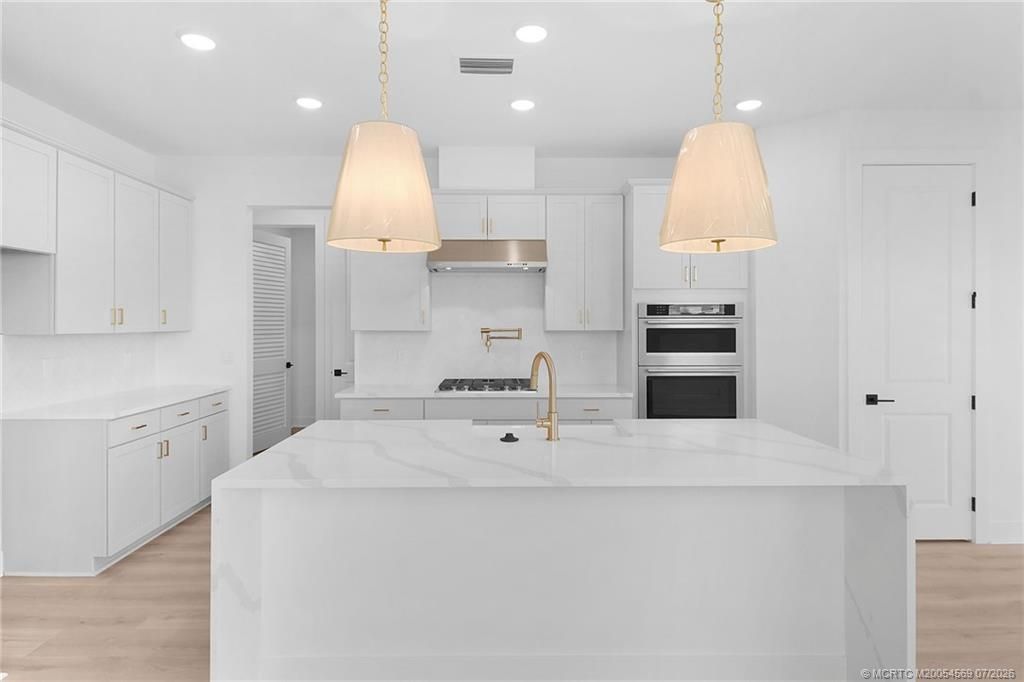 299 SE Via Sangro, Port Saint Lucie, FL 34952 Photo