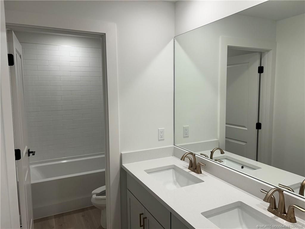 299 SE Via Sangro, Port Saint Lucie, FL 34952 Photo