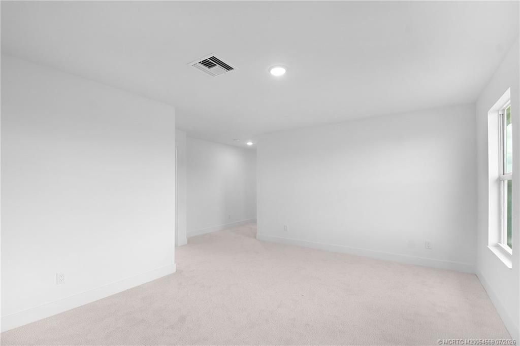 299 SE Via Sangro, Port Saint Lucie, FL 34952 Photo