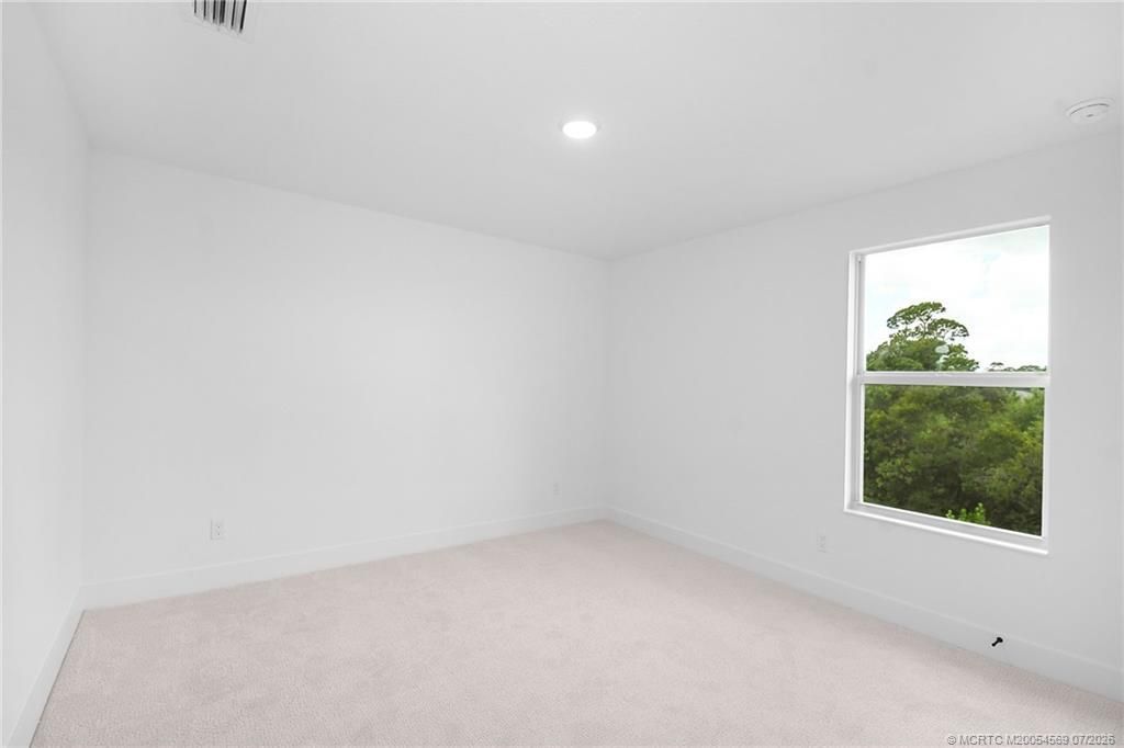 299 SE Via Sangro, Port Saint Lucie, FL 34952 Photo