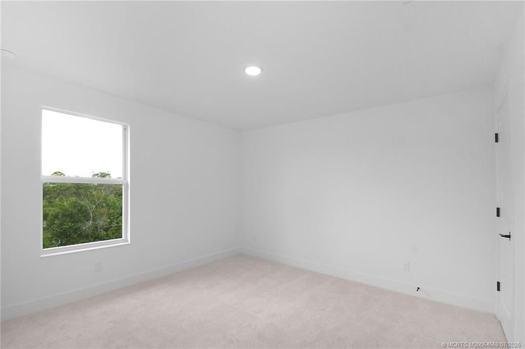 299 SE Via Sangro, Port Saint Lucie, FL 34952 Photo