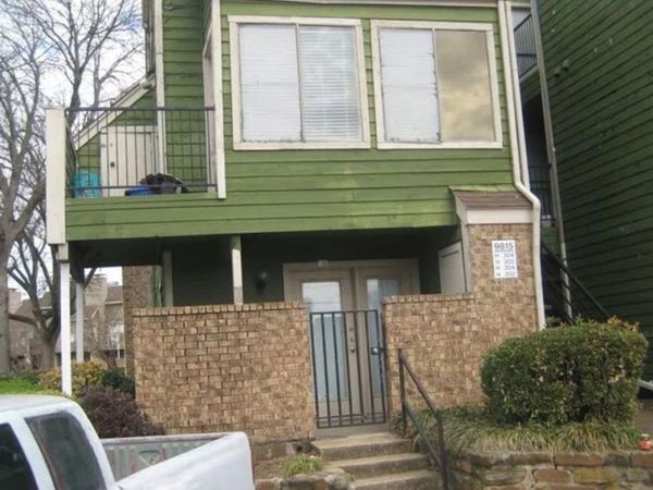 9807 Walnut Street, Unit 203, Dallas, TX 75243