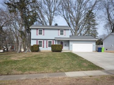27 E Overdale Drive, Tallmadge, OH 44278