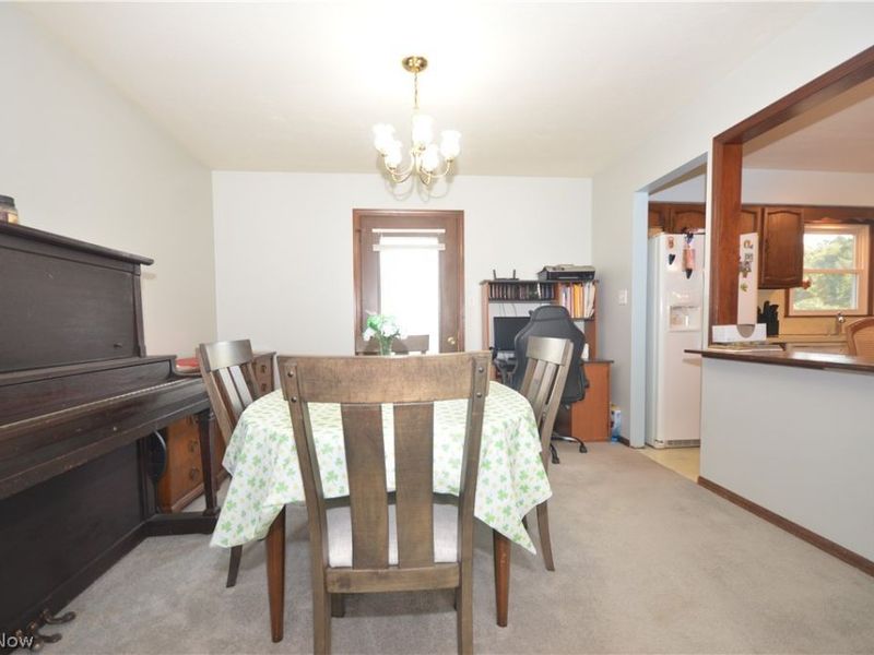 27 E Overdale Drive, Tallmadge, OH 44278 Photo 9