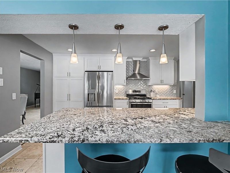 28365 Bassett Road, Westlake, OH 44145 Photo 17