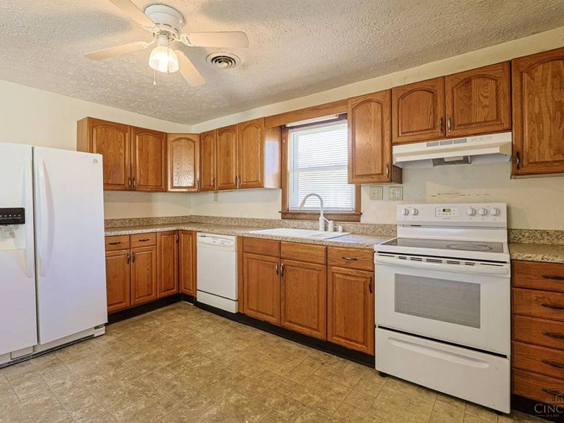 5604 Route 123, Franklin, OH 45005 Photo 8