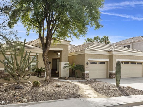 2997 E PARKVIEW Drive, Gilbert, AZ 85295