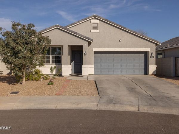7644 W FLORENCE Avenue, Phoenix, AZ 85043