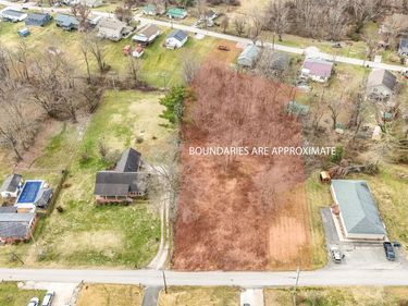 125 Oak Street, Unit 050-90-00-, London, KY 40741