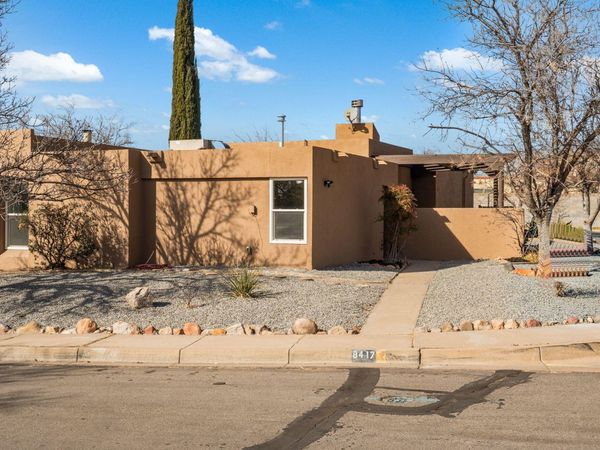 8417 Racheleigh Road NE, Albuquerque, NM 87109