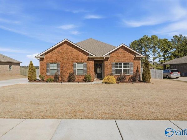 219 Dinner Tree Square, Huntsville, AL 35811