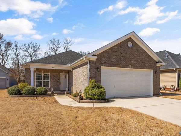 2620 Mountain Stream Way, Owens Cross Roads, AL 35763